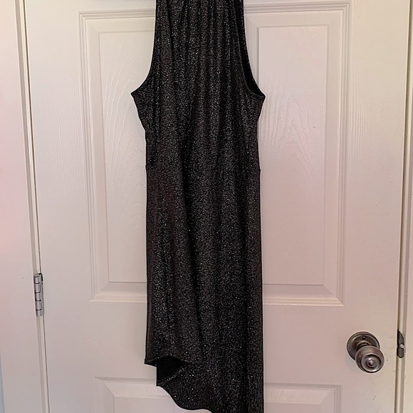 Halter top style black sparkly dress - Picture 4 of 9